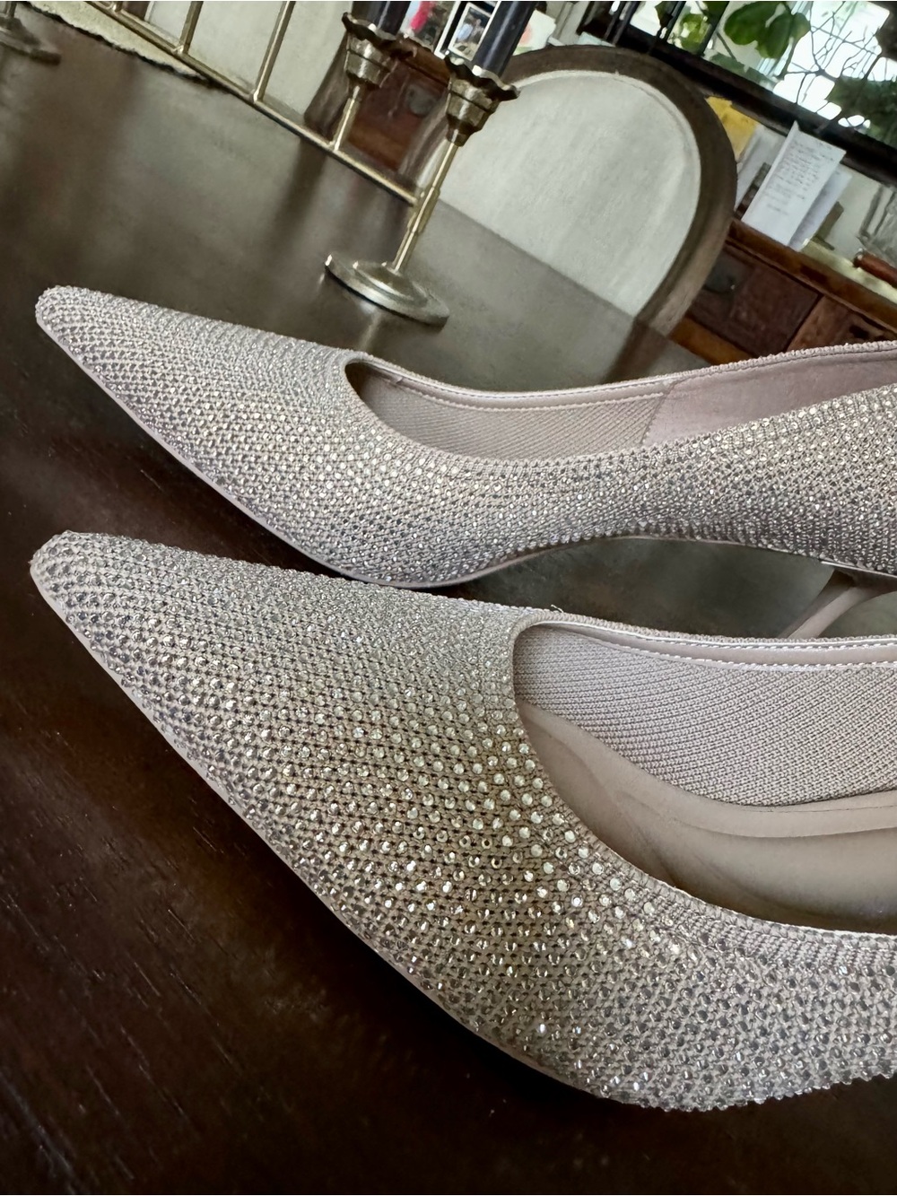 Cosy Island - EternalPace Diamond Pointed Toe Heeled Pump - Picture 2 of 10